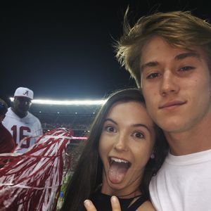 Meet your Posher, Bailey